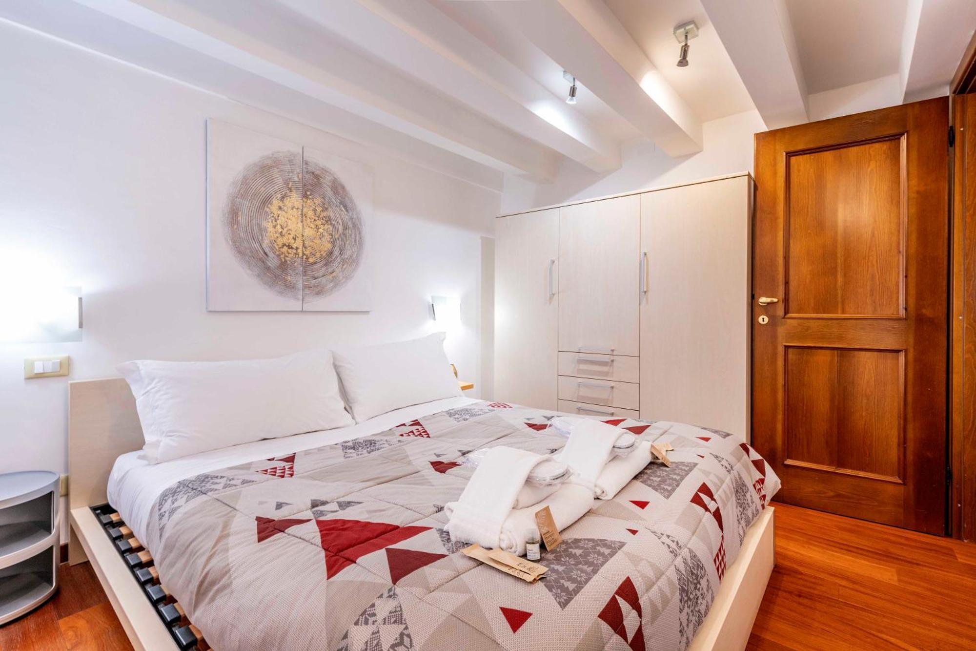 Glass House - Loft 2 Minutes To Rialto Bridge & View Венеция Экстерьер фото