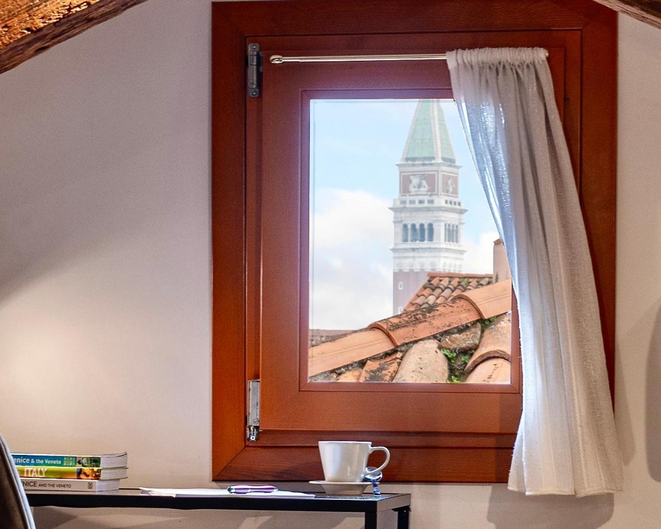 Glass House - Loft 2 Minutes To Rialto Bridge & View Венеция Экстерьер фото